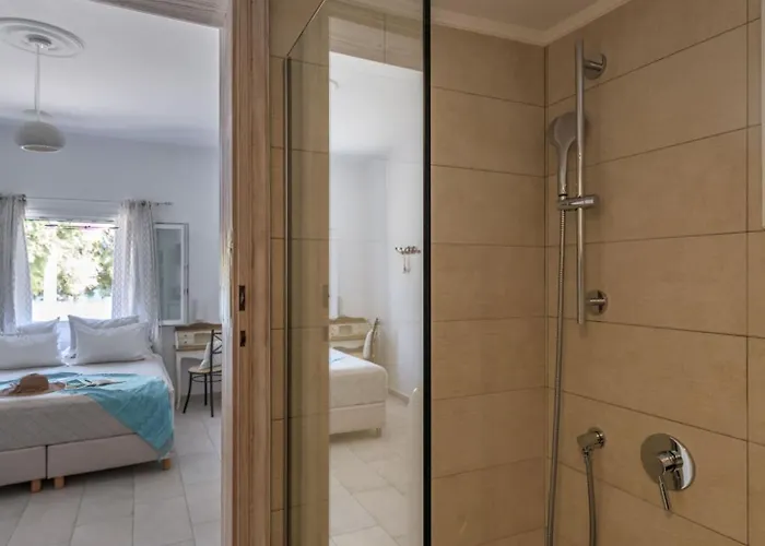 ゲストハウス Floras ポロニア