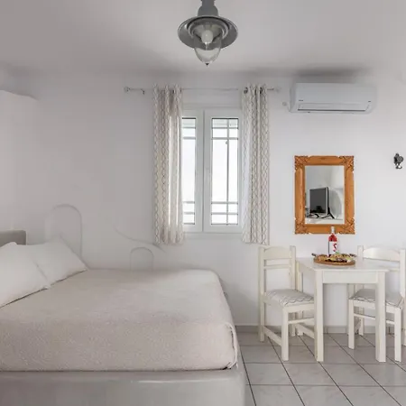 Floras 4* Pollónia