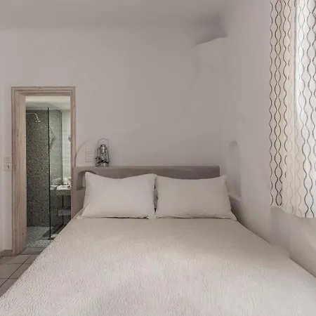 Floras Πανσιόν