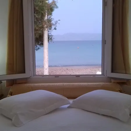 Πανσιόν Floras Πολλώνια